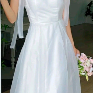 모반디 웨딩드레스