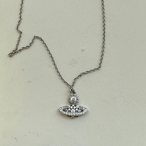 정품 비비안웨스트우드 목걸이 이미지