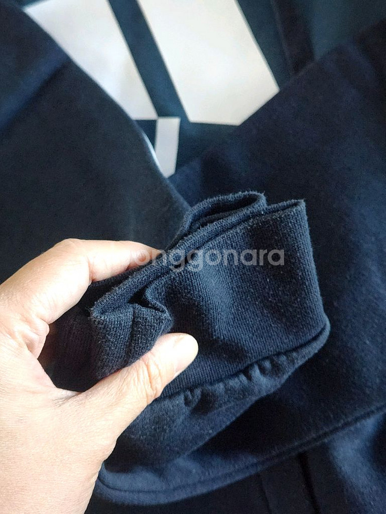 아디다스 기모 후드 맨투맨 티셔츠--8