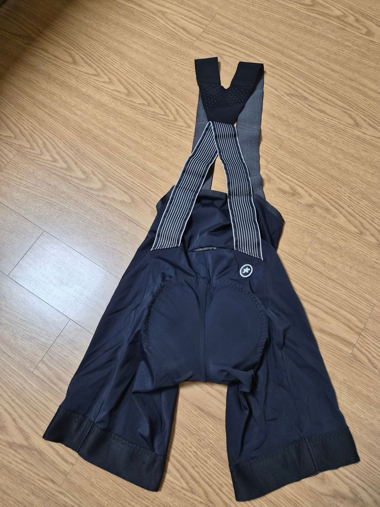 아소스 빕숏 여성M사이즈 판매 이미지