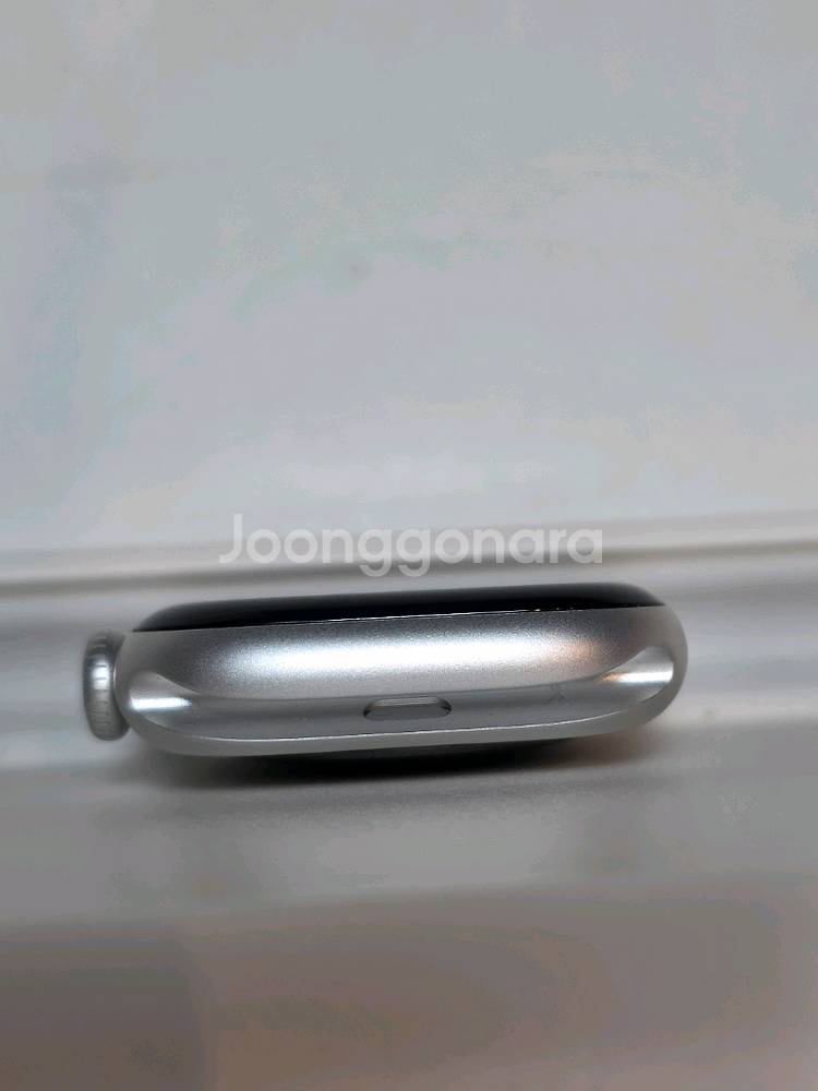 애플워치10 42mm GPS 배터리100 판매해요--3