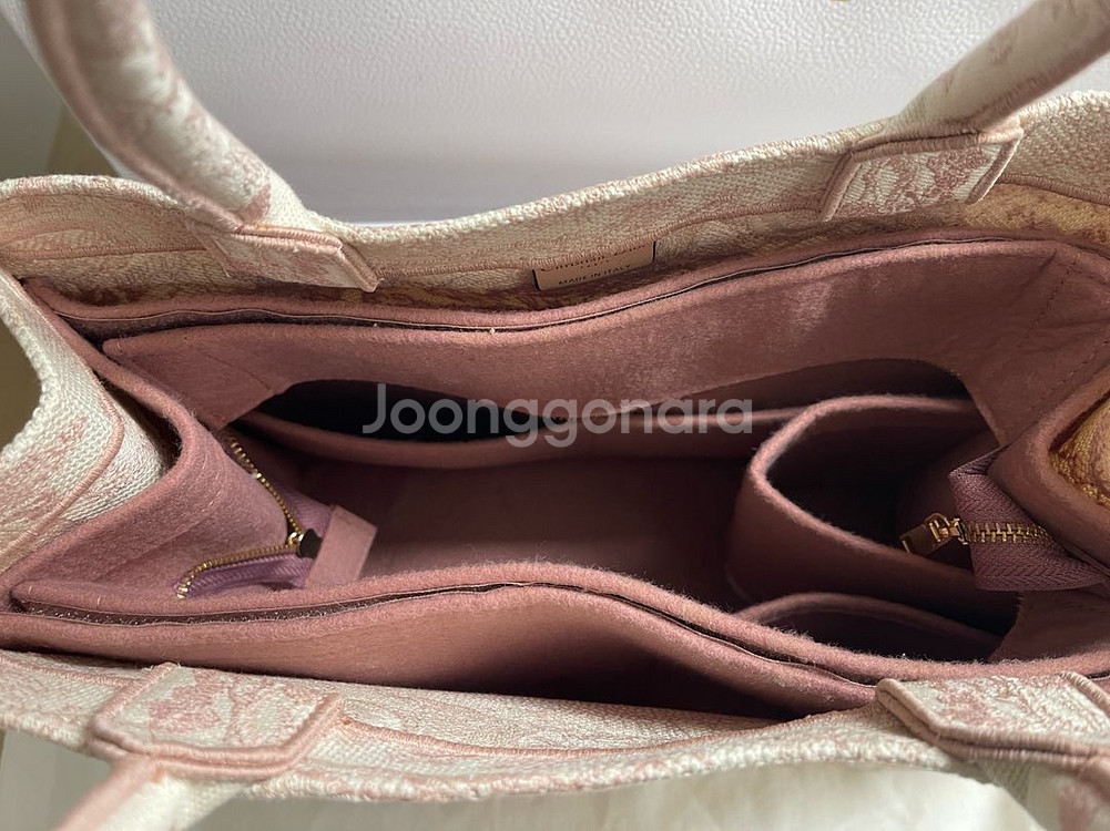 디올 북토트백 미디움--2