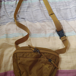 아크테릭스.정품.웨이스트백 브라운크로스 새상품