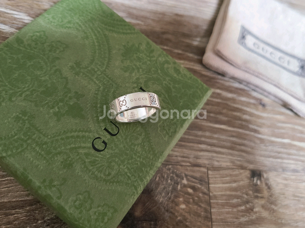 구찌 반지 GG와이드링 9호 gg명품팔찌목걸이귀걸이까르띠에구찌루이비통디올셀린느샤넬로로피아나보테가베네타--2