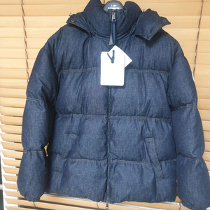 몽클레어 데님 숏 패딩입니다 kundogi사이즈1 여성 55 사이즈 판매합니다