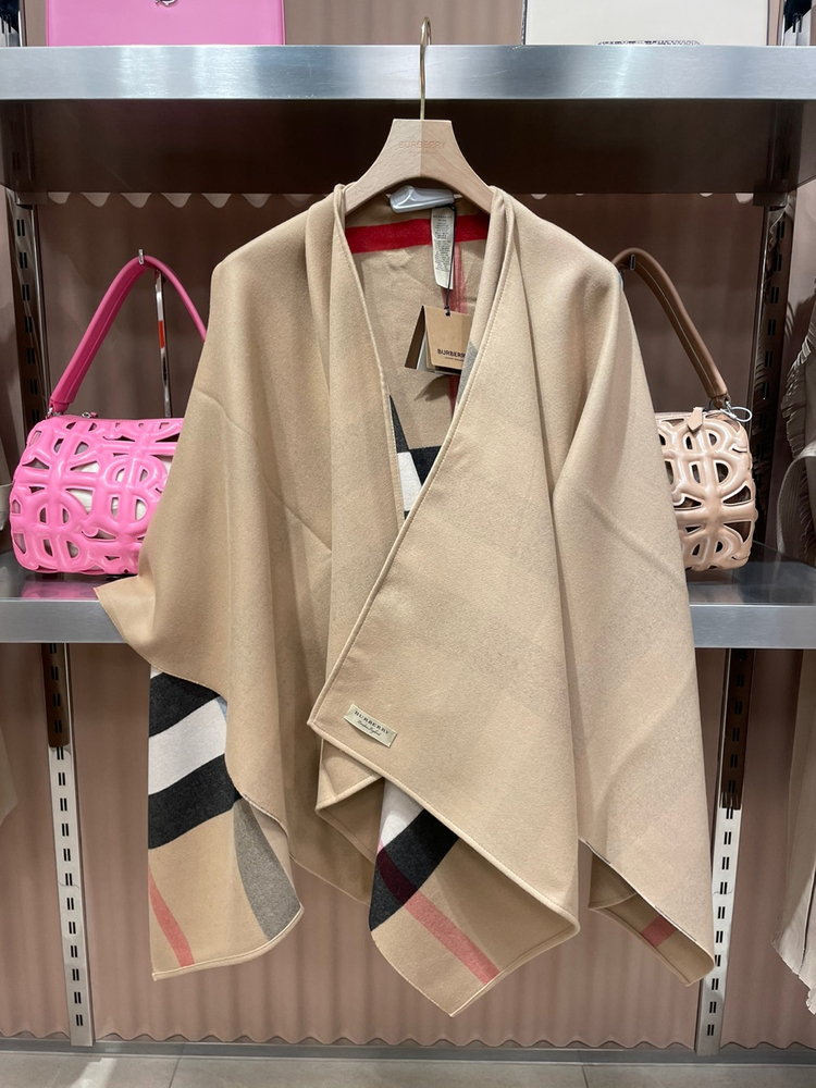 버버리 리버서블 울케이프 판초 브라운 40294061--1