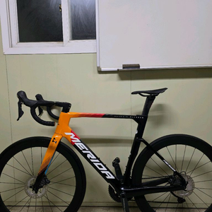 메리다 리액토5000 맥라렌 로드 L