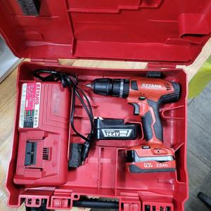 가벼운 계양충전함마드릴풀세트 충전드릴드라이버 S급