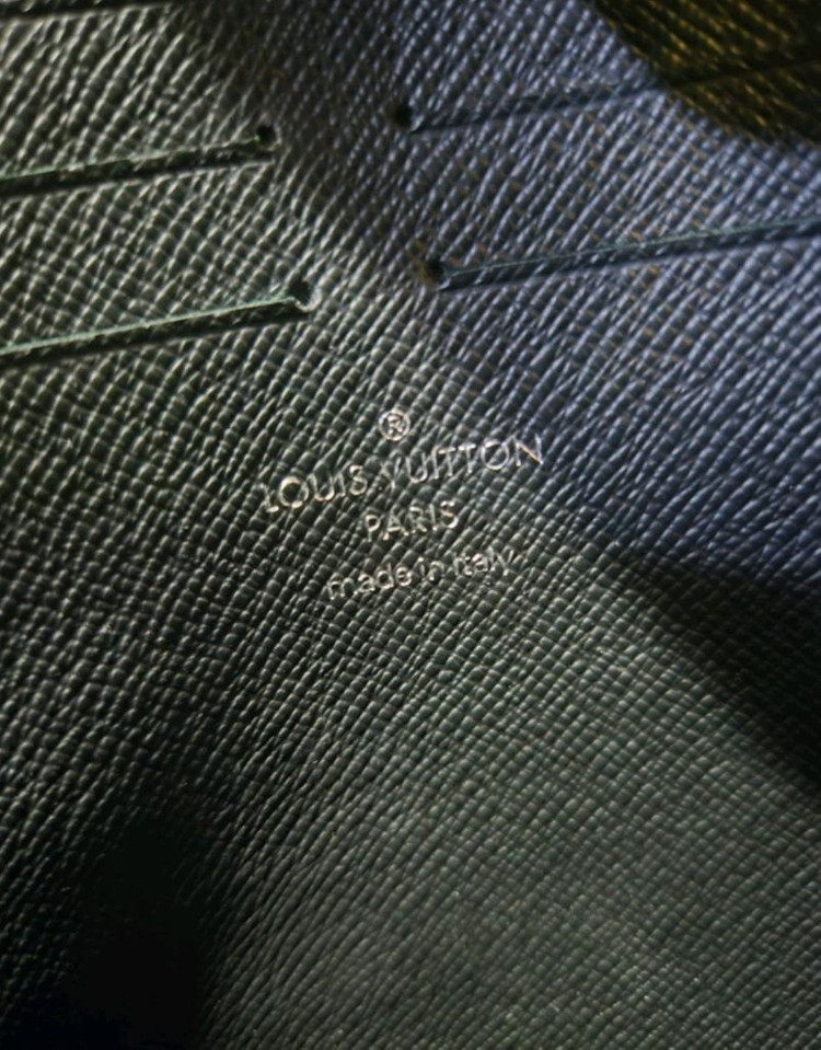 정품 루이비통 클러치백--1