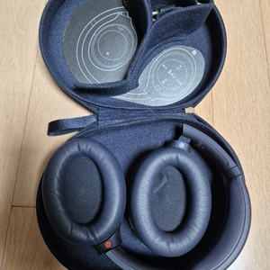 소니 WH-1000XM4 블루 헤드셋