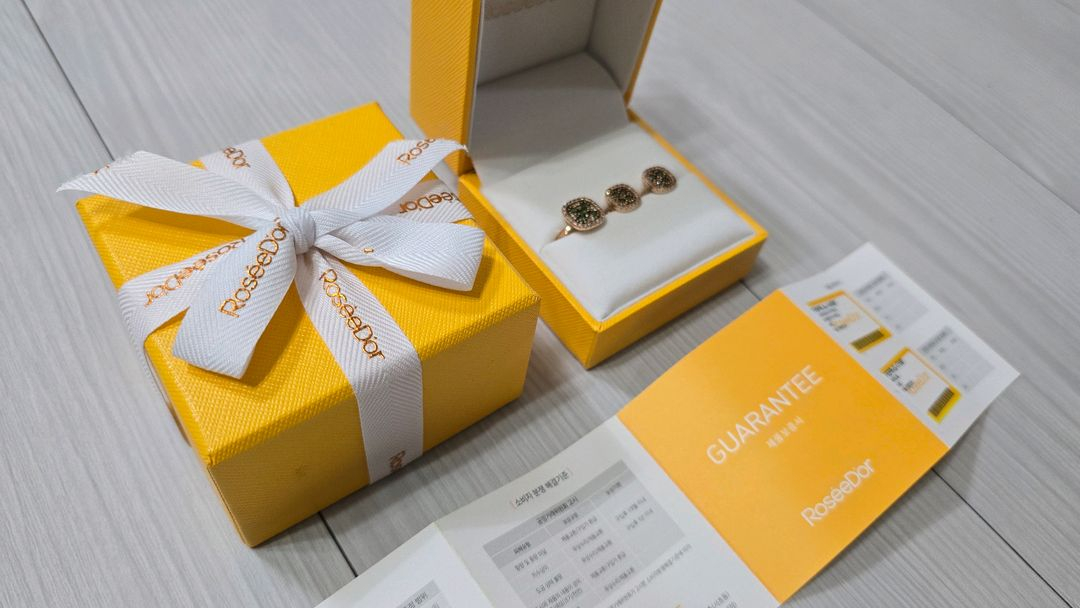 로제도르 그린 다이아몬드 반지,귀걸이 세트 이미지