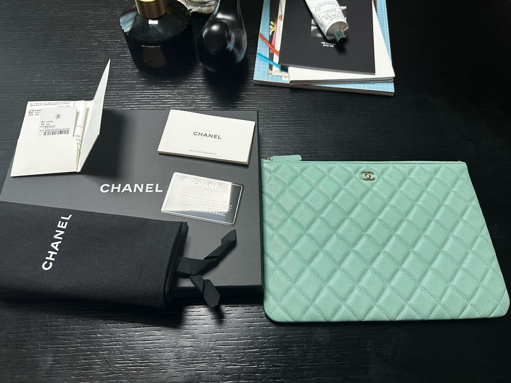 샤넬 클러치 뉴미듐 캐비어 풀셋--0