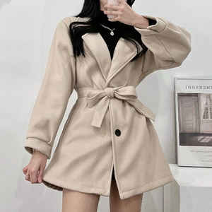 베이지 숏 코트 원피스