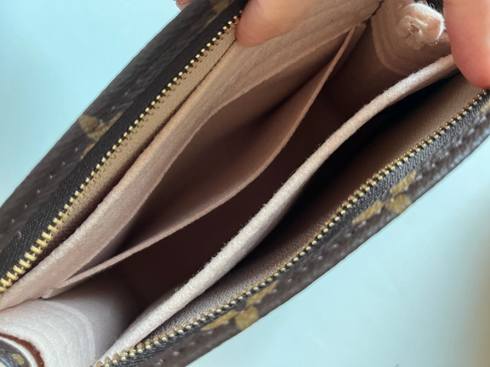 루이비통 포쉐트 토일렛 19--7