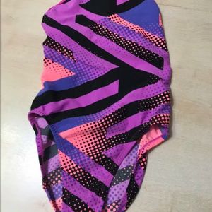 나이키26 수영복 아레나 졸린 펑키다 르망고 센티 수영복