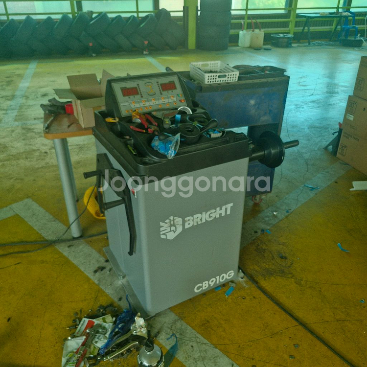 휠복원 수리 장비 일괄 판매합니다 분체도장기 열가마 탈착기 발란서 컷팅기 집진기 콤프레셔--3