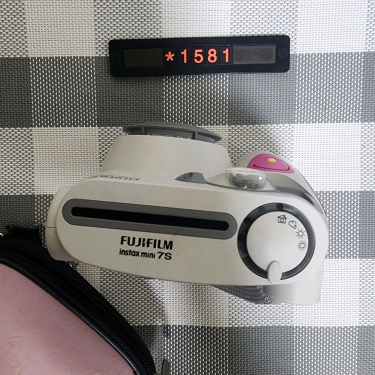 후지 인스탁스 미니 7S 폴라로이드 카메라 케이스포함 이미지