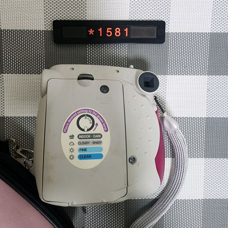 후지 인스탁스 미니 7S 폴라로이드 카메라 케이스포함 이미지