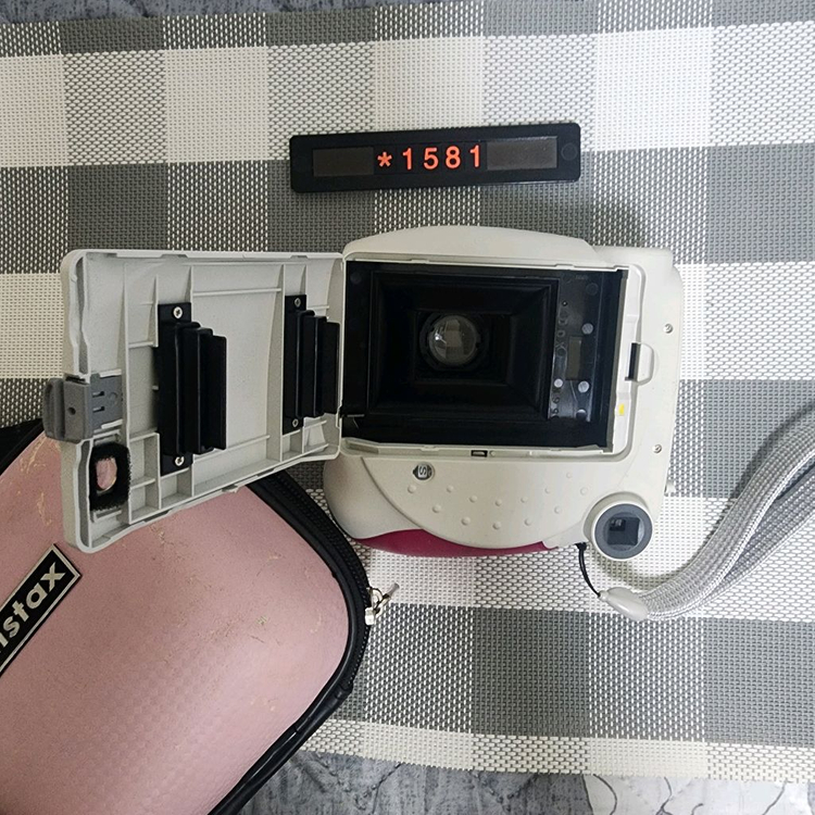 후지 인스탁스 미니 7S 폴라로이드 카메라 케이스포함 이미지