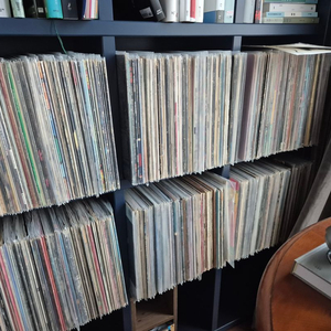 LP 레코드 컬렉션 400장 (70s-90s POP위주)