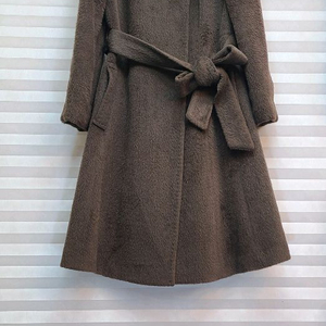 지고트> 수리알파카 벨티드 코트