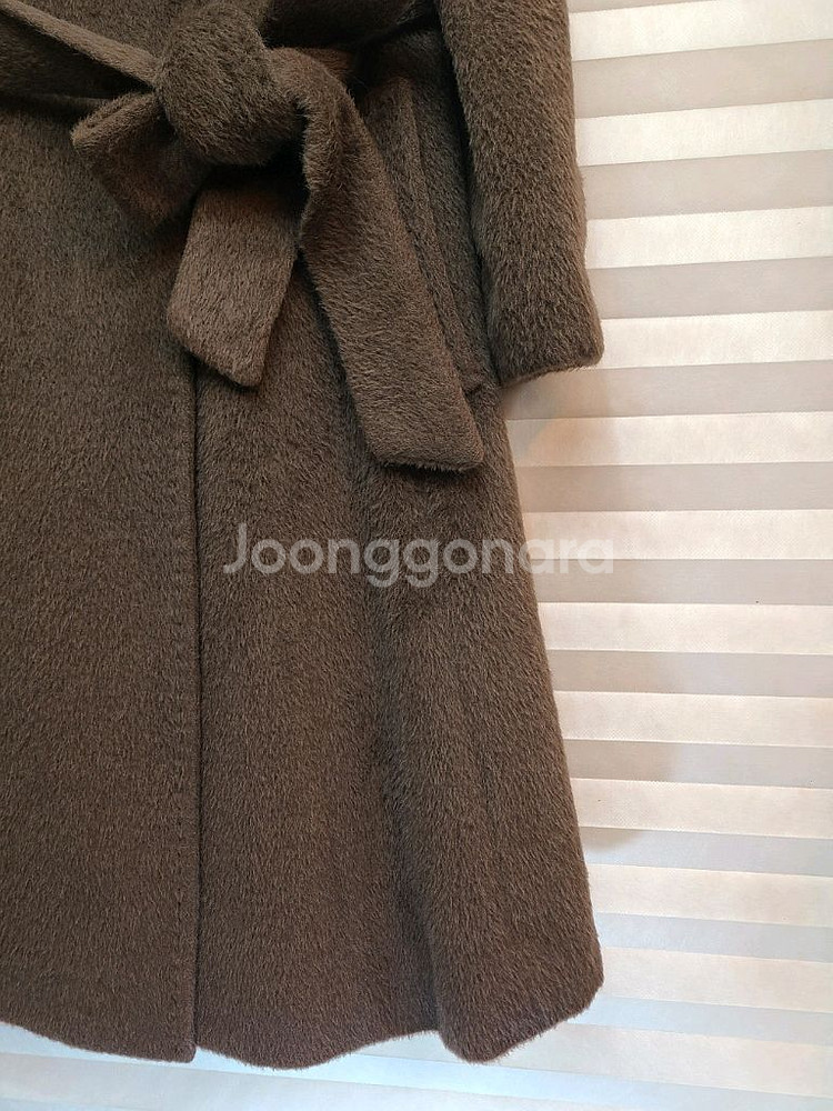 지고트> 수리알파카 벨티드 코트--5