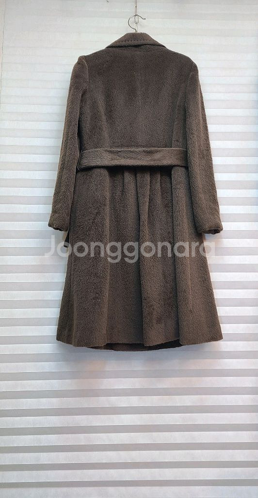 지고트> 수리알파카 벨티드 코트--7