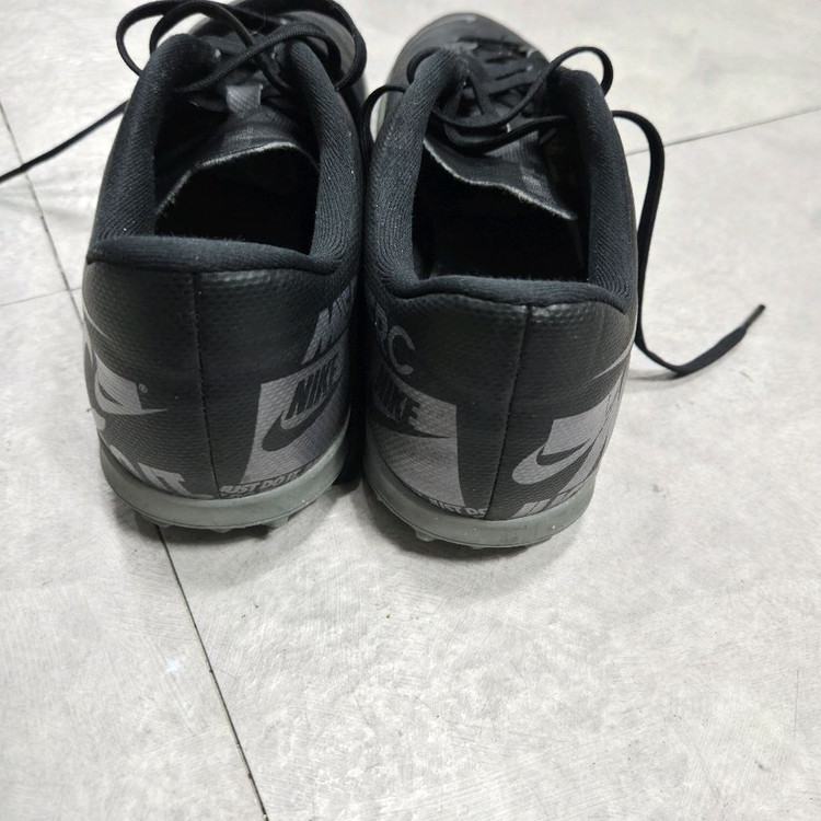 나이키 머큐리얼 베이퍼 13TF 픗살화 255 이미지