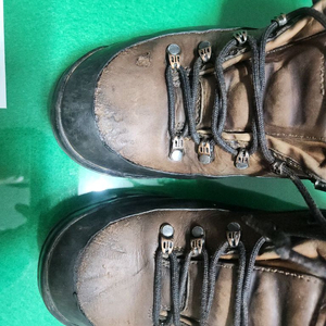 잠발란 등산화 43