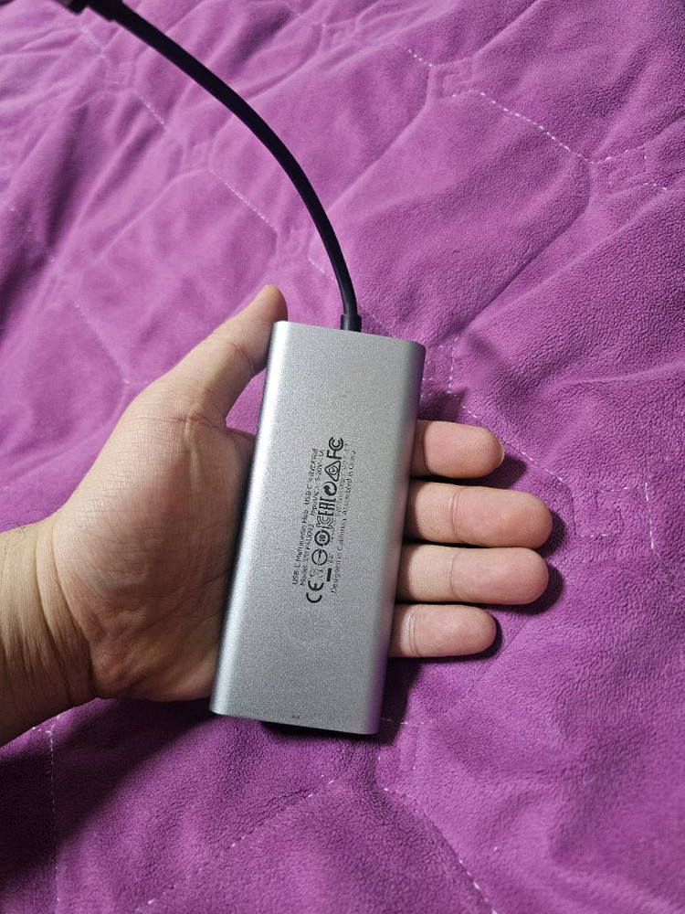 벨킨 USB-C 멀티포트 허브 이미지