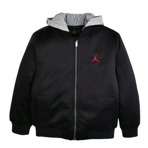 [새상품]주니어 조던후드봄버자켓 판매해요.