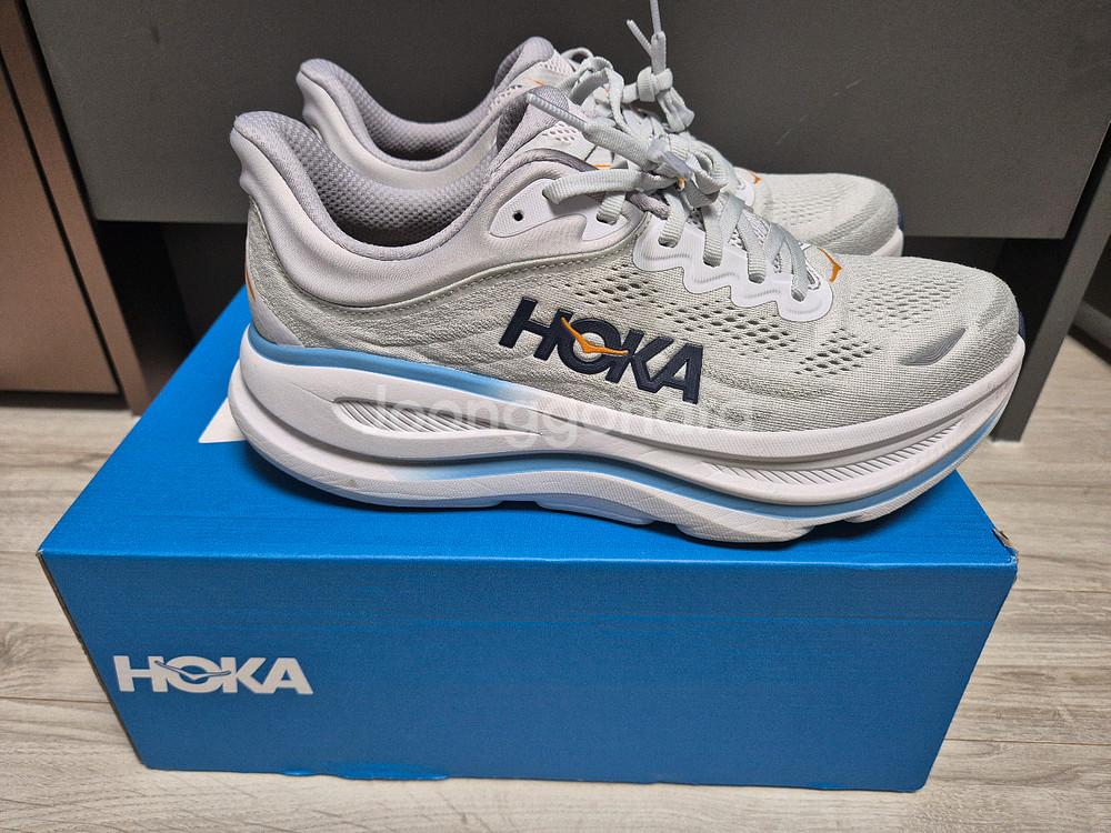 호카 본디9 스타더스트 런닝화 코스믹 그레이 (275)--0