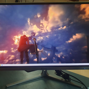 큐닉스 QHD2716R DP PLUS 27인치 모니터 팝니다.(광명)