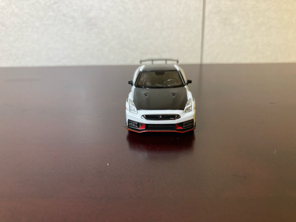 미니지티 1045 닛산 GT-R R35 니스모 화이트 이미지