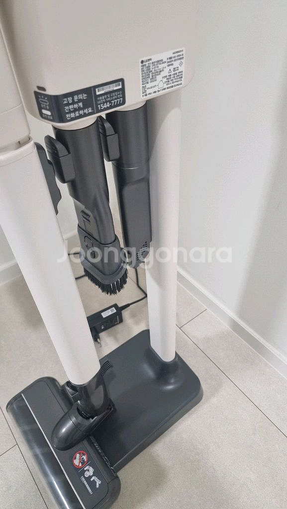 LG오브제 무선청소기 A급 판매합니다--4