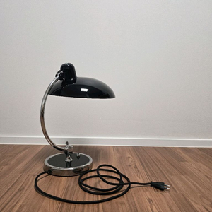 프리츠한센 카이저이델 테이블 조명 판매.