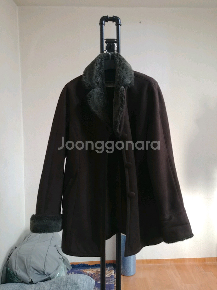 여자자켓 여자 무스탕 자켓 10000원에 팝니다--0