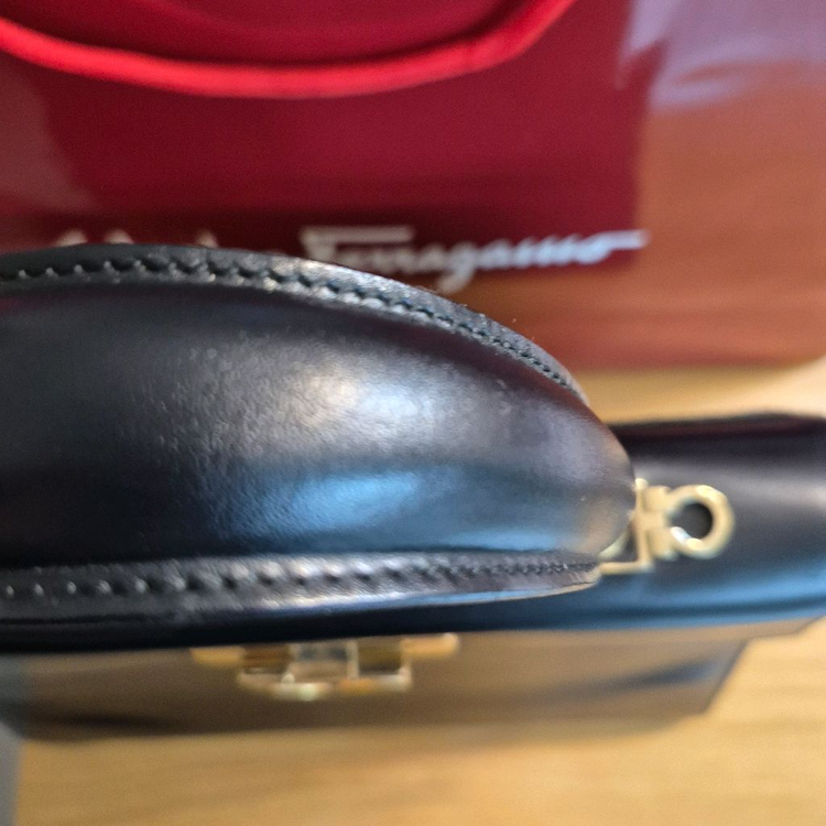 페라가모 캘리백--2