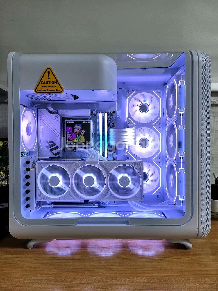 프리미엄 9800X3D 5080 2TB 라이저키트 게이밍 컴퓨터--0