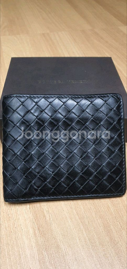 보테가 반지갑 블랙 정품A급(감정O)구찌프라다루이비통디올고야드샤넬셀린느생로랑버버리발렌시아가--2