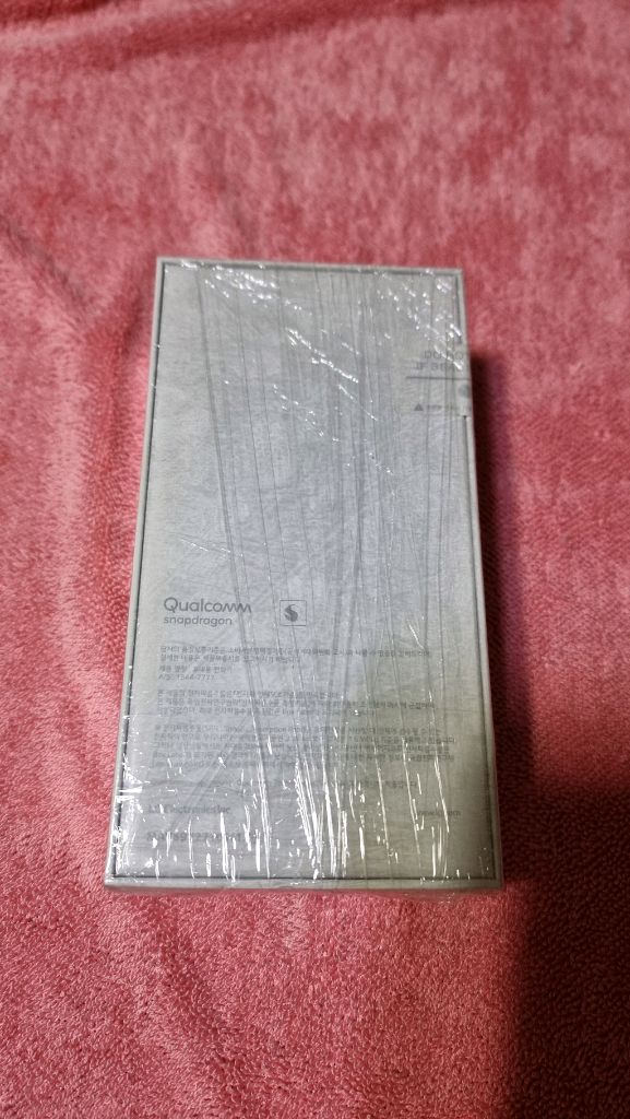 LG 윙 미개봉 새제품--3