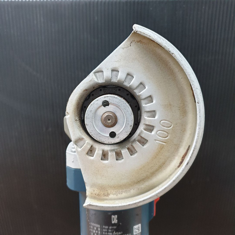 보쉬 그라인더 GWS 18V-7 5.0ah 배터리포함 이미지