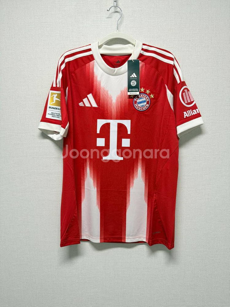 (새상품) 25-26 바이에른 뮌헨 홈 No.25 뮐러 기념 정품 유니폼--1