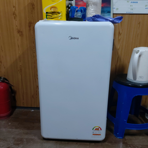 미디어냉장고 93L