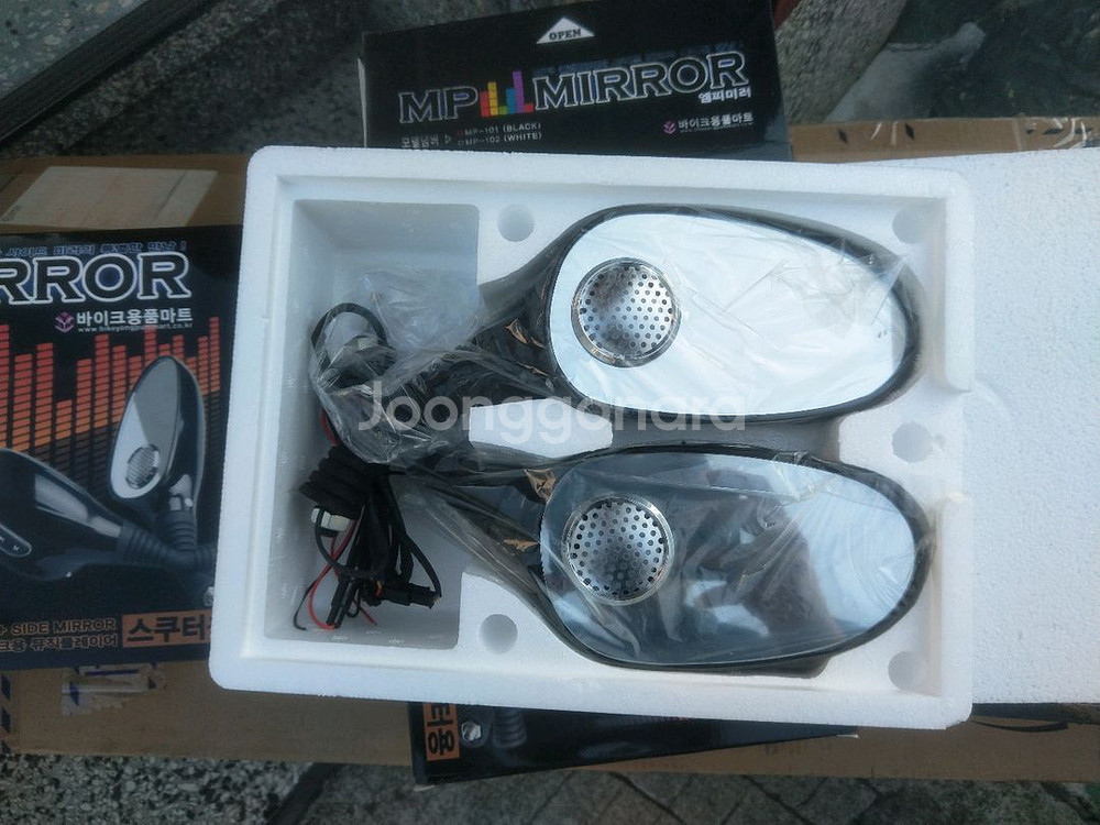오토바이 스쿠터 백미러 거울 스피커 새상품--2