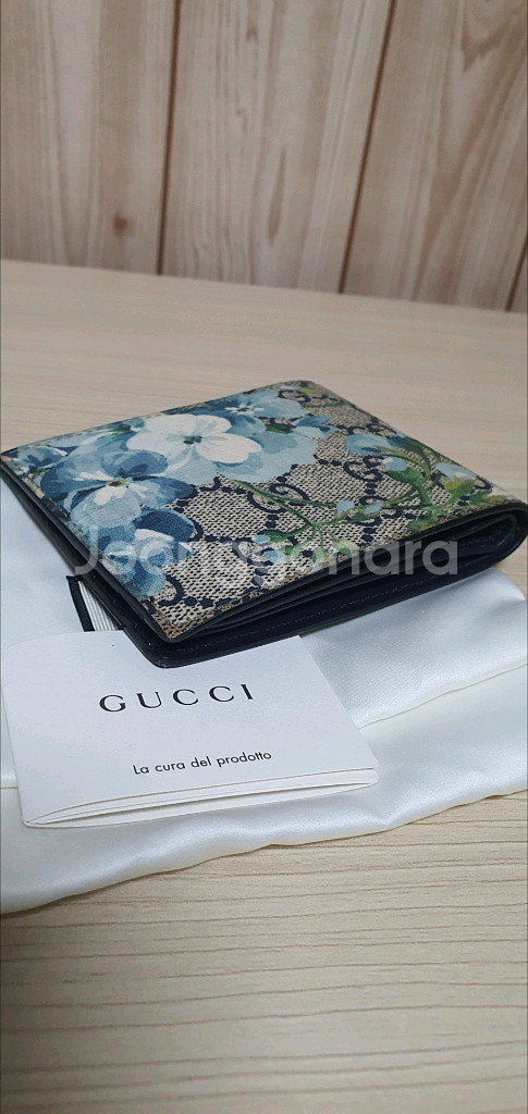 구찌 블룸 반지갑 정품S급(감정O)프라다루이비통디올고야드샤넬셀린느보테가생로랑버버리발렌시아가--3