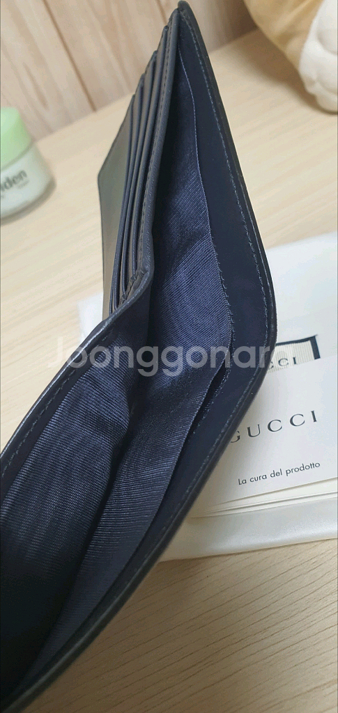 구찌 블룸 반지갑 정품S급(감정O)프라다루이비통디올고야드샤넬셀린느보테가생로랑버버리발렌시아가--8