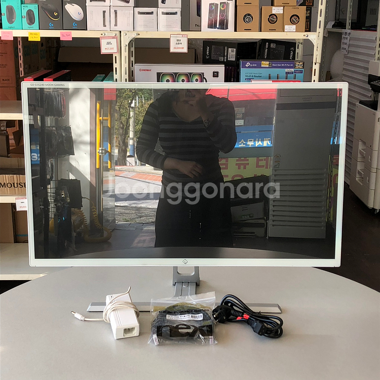 사무용 게임용 게이밍 32인치 좋은 DSI 평면모니터 240Hz 판매합니다! 안전포장! 무료배송!--0