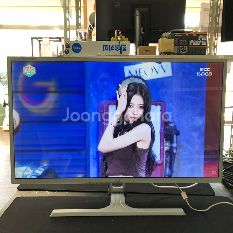사무용 게임용 게이밍 32인치 좋은 DSI 평면모니터 240Hz 판매합니다! 안전포장! 무료배송!--1
