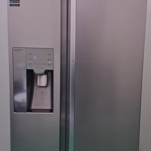 1595 삼성 785L 2도어 정수기양문형냉장고(메탈)